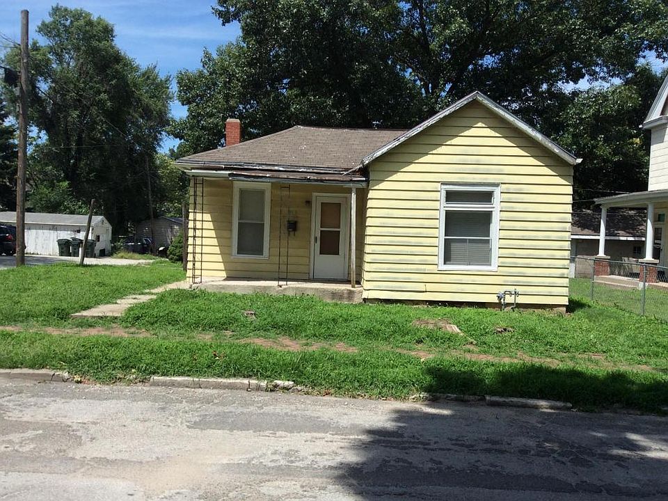 1st image of 914 N 11th St