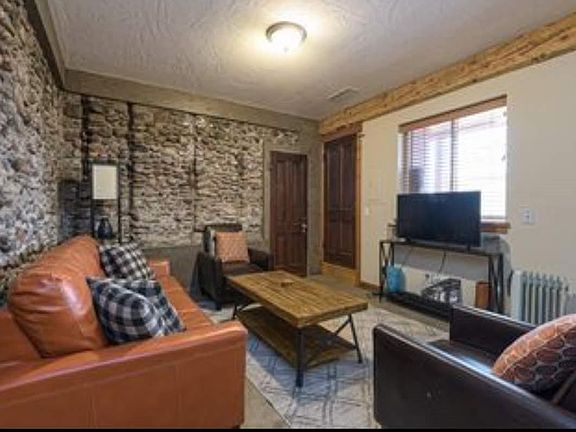 2nd image of 1801 Phillips St #B
