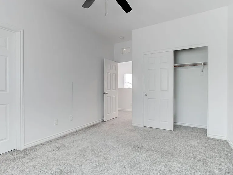 7106 Calvert Cliffs St — Photo 30