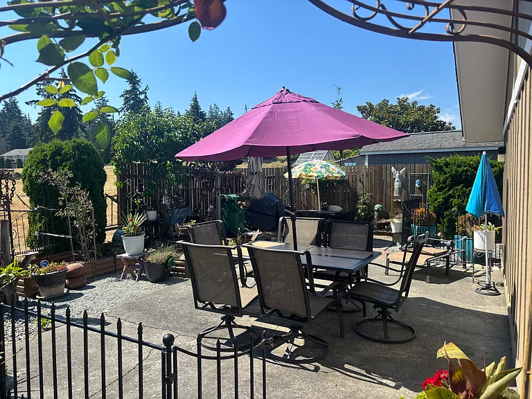 Vista Del Monte St — Photo 9