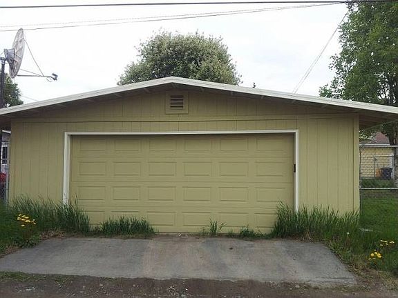 2 Car Garage