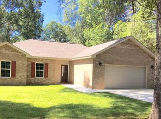 304 Anchor Lake Rd, Carriere, MS 39426