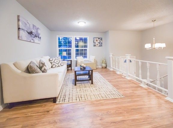 5th image of 15703 96th Avenue Ct E