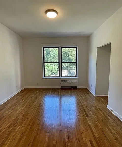 140 Claremont Ave #4J — Photo 1
