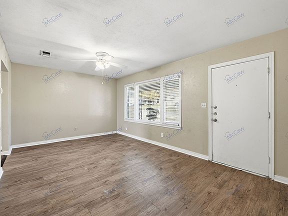 3rd image of 208 Westfork Dr S
