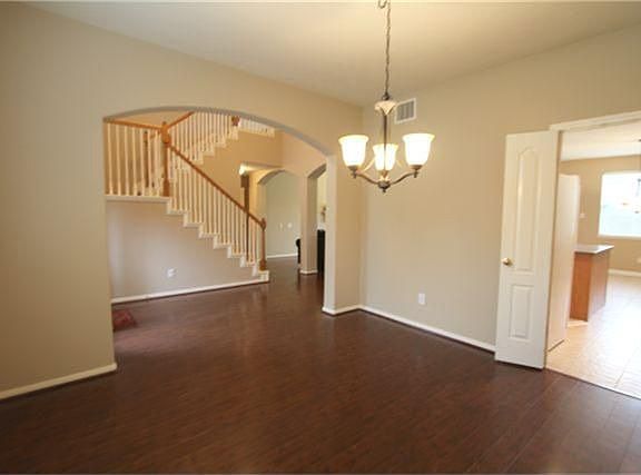  formal dining