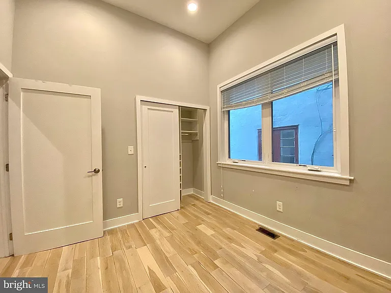 1516 Green St #A — Photo 6
