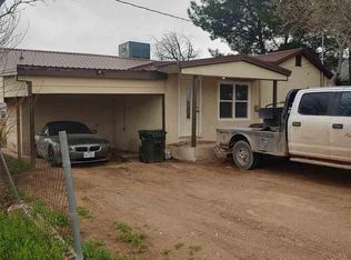 2507 Iowa St, Carlsbad, NM 88220