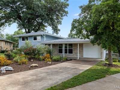 6 Lila Ln, Florissant, MO, 63033