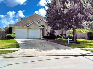 10006 Forest Spring Ln, Pearland, TX 77584