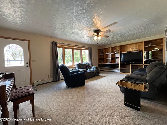3rd image of 305 5th St NW