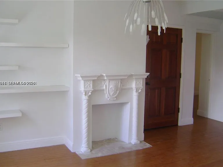 4812 Pine Tree Dr #201 — Photo 10