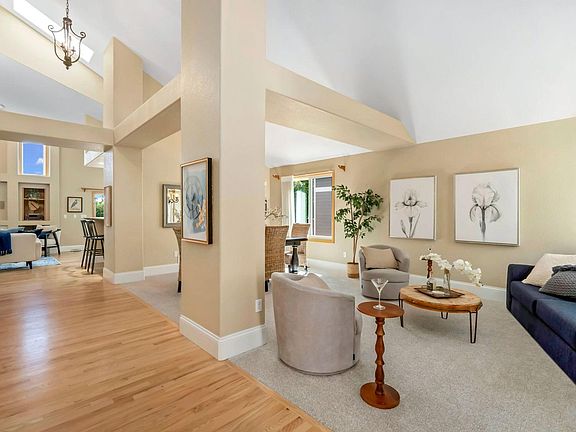 3rd image of 3625 Crestone Dr