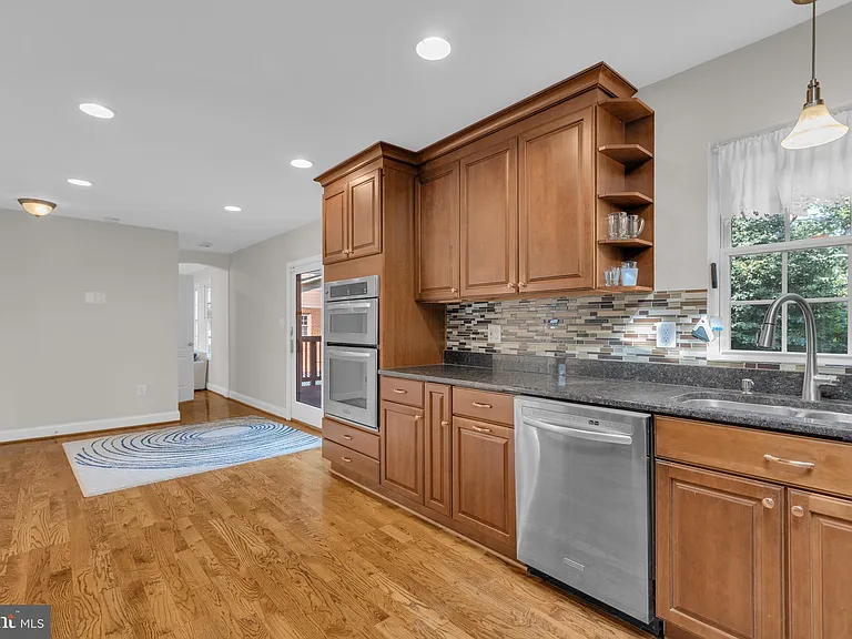 7205 Van Ness Ct — Photo 14