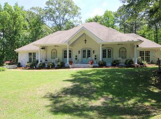 2271 Wildwood Dr, Florence, MS 39073