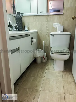 Rented by Metropolitan Property Group | media 4