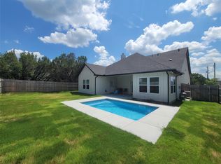 4825 Wichita St, Granbury, TX 76048