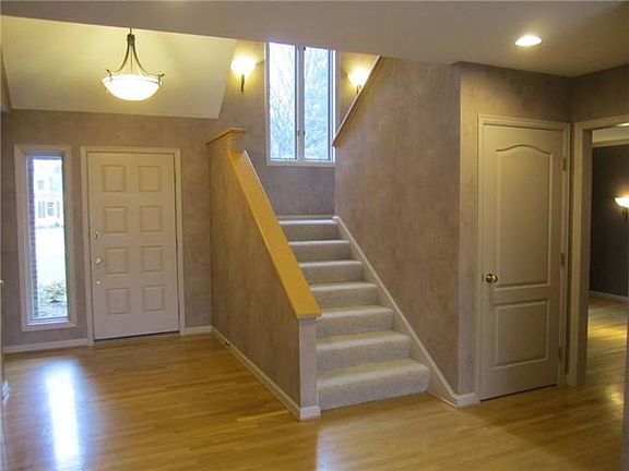 hardwood foyer