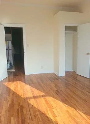 Rented by Uptown Flats LLC | media 25