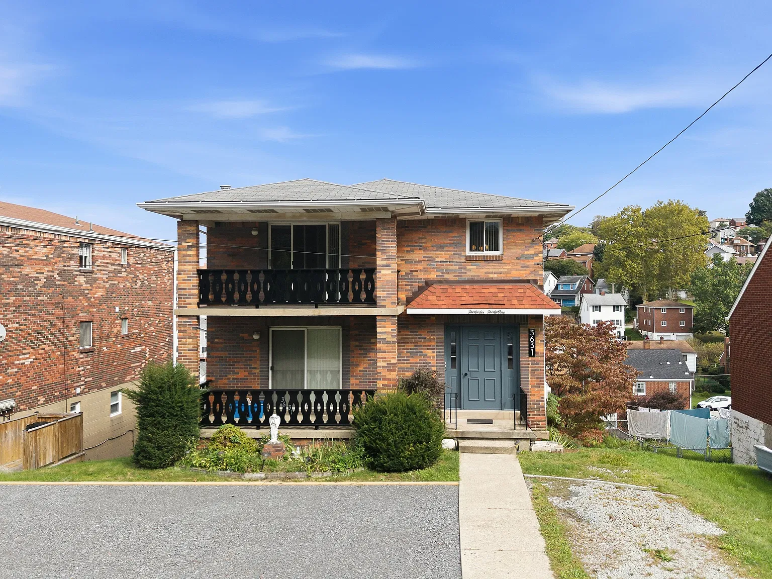 3 bed, 1150 sqft, $1,400 — Photo 1