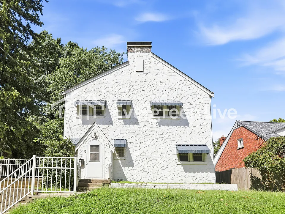 5002 Western Hills Ave