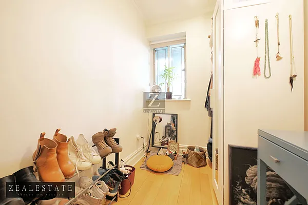 Rented by ZealEstate Group Inc | media 13