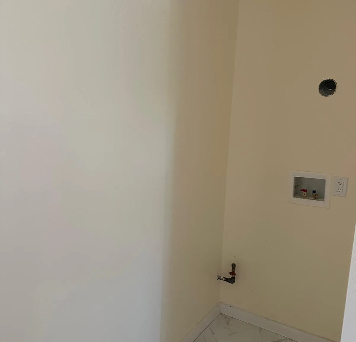 3 bed, $2,600 — Photo 1