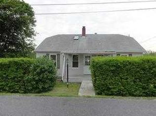 54 Maple St, Bentonville, VA 22610