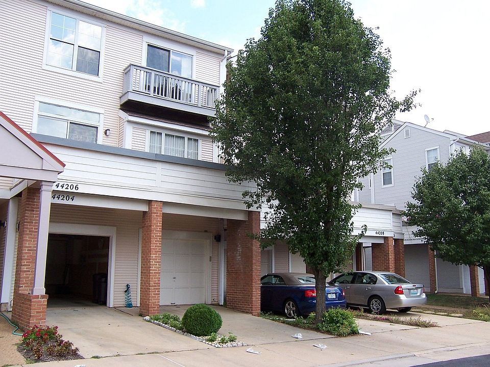 1st image of 44206 Mossy Brook Sq #Esq