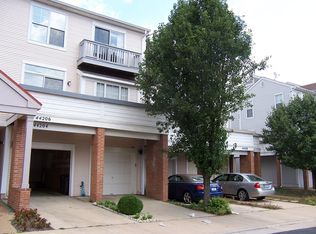 44206 Mossy Brook Sq #ESQ, Ashburn, VA 20147