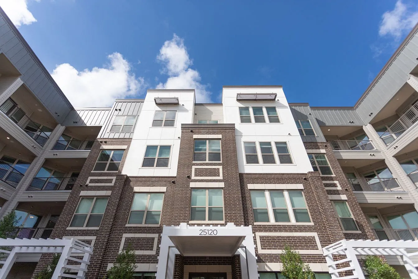 The Mitchell at Woodmill Creek — Photo 1