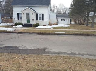 506 N Genesee St, Merrill, WI 54452