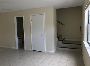 402 W Old Pass Rd, Long Beach, MS 39560