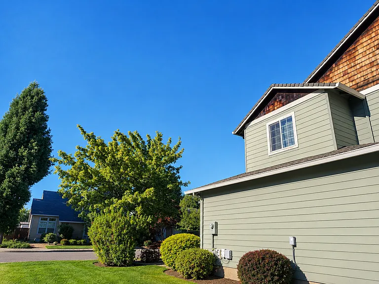 2228 SE Decade Ct — Photo 38