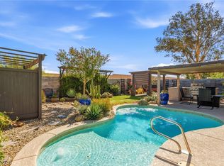 860 Coral Cottage Dr, Henderson, NV 89002