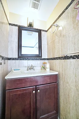 Sold by Remax Edge | media 22