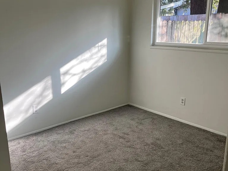 Small office/room