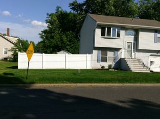 217 County Rd, Cliffwood, NJ 07721