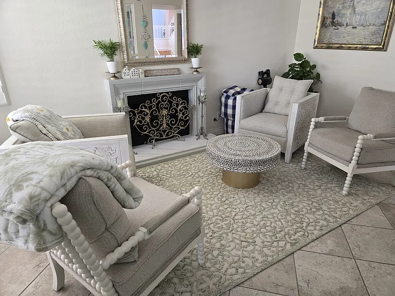 1 Portofino Dr — Photo 10