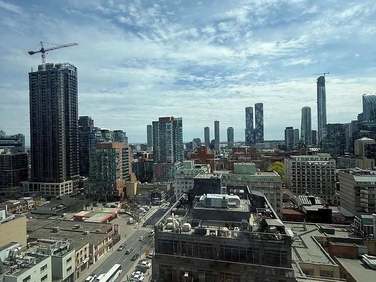 100 Queen St E #2107 — Photo 19