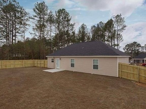 2nd image of 160 Mikado Dr