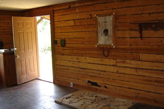 3rd image of 17 Squirrel Hollow Dr