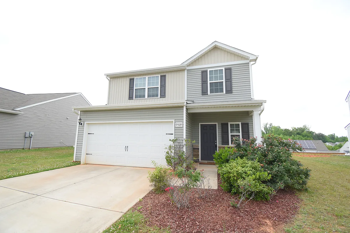 Building Photo - 9709 Weikert Rd