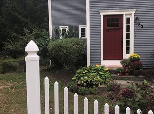53 Crocker Ave, Franklin, MA 02038