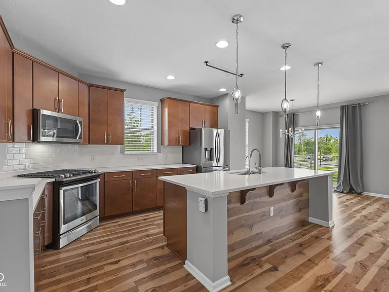 13093 Grand Vue Dr — Photo 7