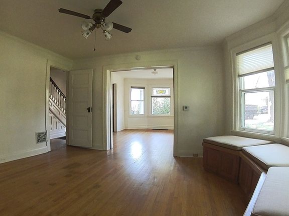 parlor