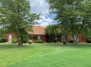 4244 Barren Brook Dr, Memphis, TN 38125