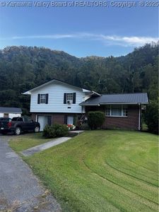 6272 Huff Creek Hwy, Davin, WV, 25617
