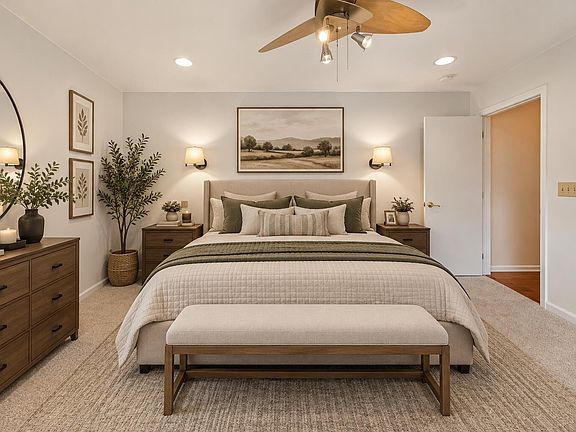 3rd image of 300 Heather Ln