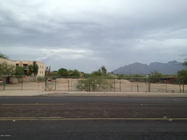 26 W Roger Rd, Tucson, AZ 85705